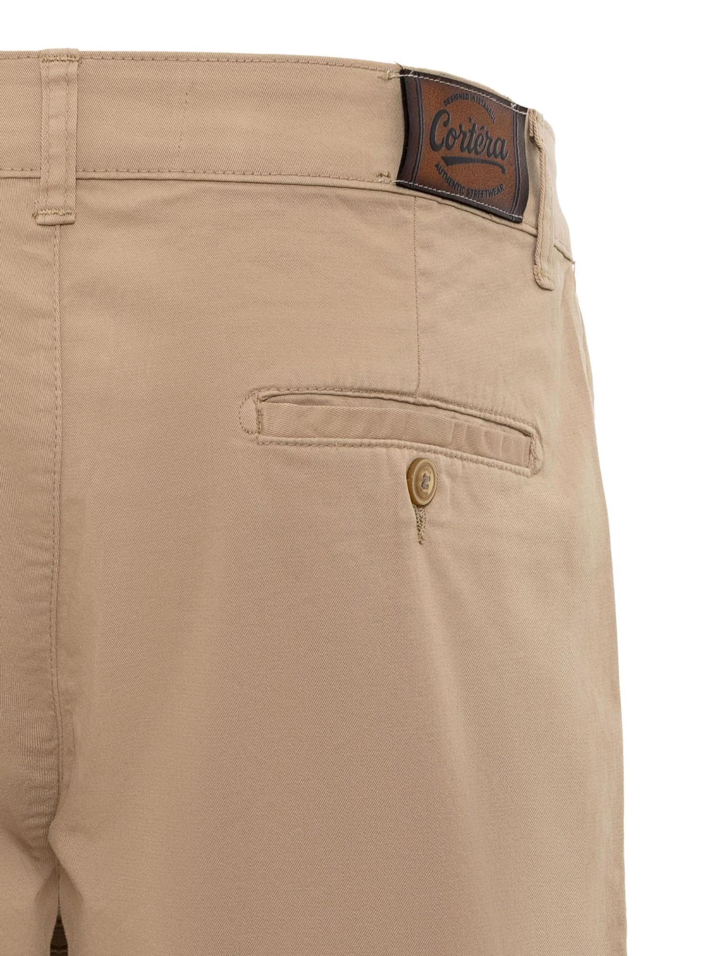 Regular Pantalon Cortera en vert