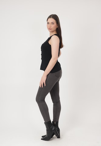 Gilet in maglia di Elara in nero