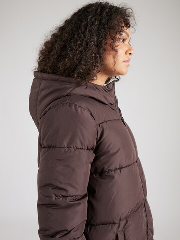 Manteau d’hiver 'BEE' PIECES en marron