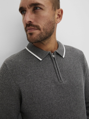 bonprix Sweter w kolorze szary