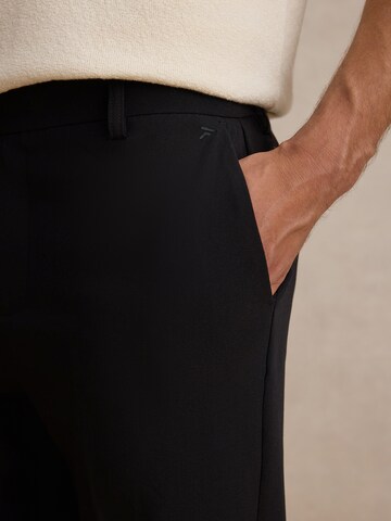 Regular Pantalon à plis 'Justus' DAN FOX APPAREL en noir