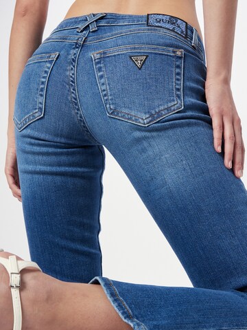 GUESS Regular Jeans 'HERMOSA' in Blau