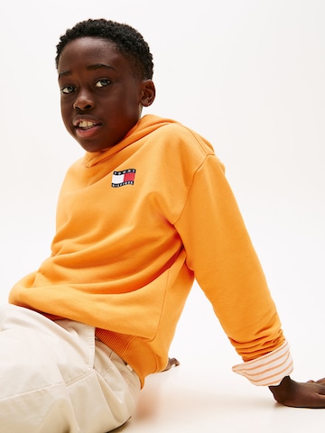 TOMMY HILFIGER Sweatshirt 'Wavy' in Orange