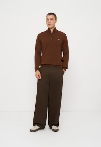 GANT Sweter w kolorze brązowy