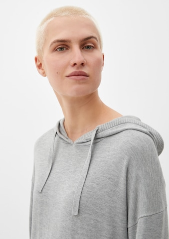 Robe s.Oliver en gris