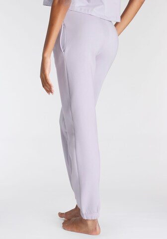 LASCANA Tapered Hose in Lila