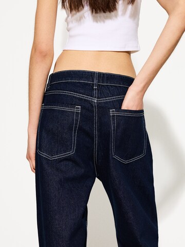 Loosefit Jeans di Bershka in blu