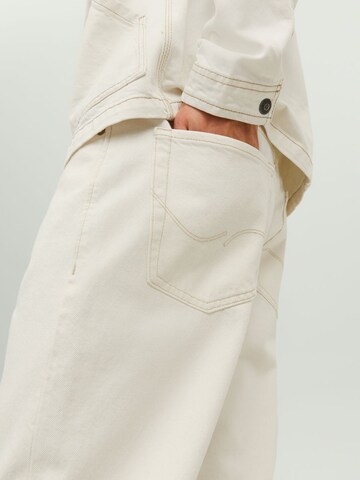 JACK & JONES Loose fit Jeans 'Chris' in White