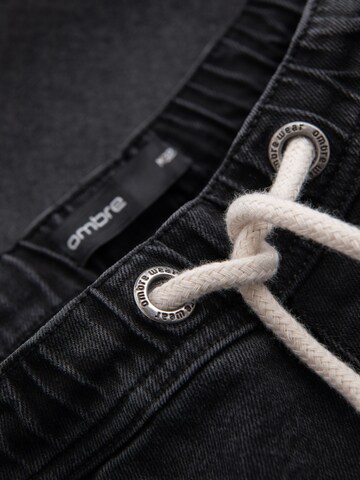 Ombre Regular Jeans in Zwart