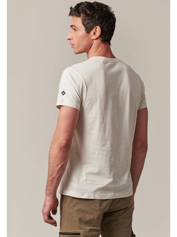 T-Shirt 'Hipster' Deeluxe en blanc