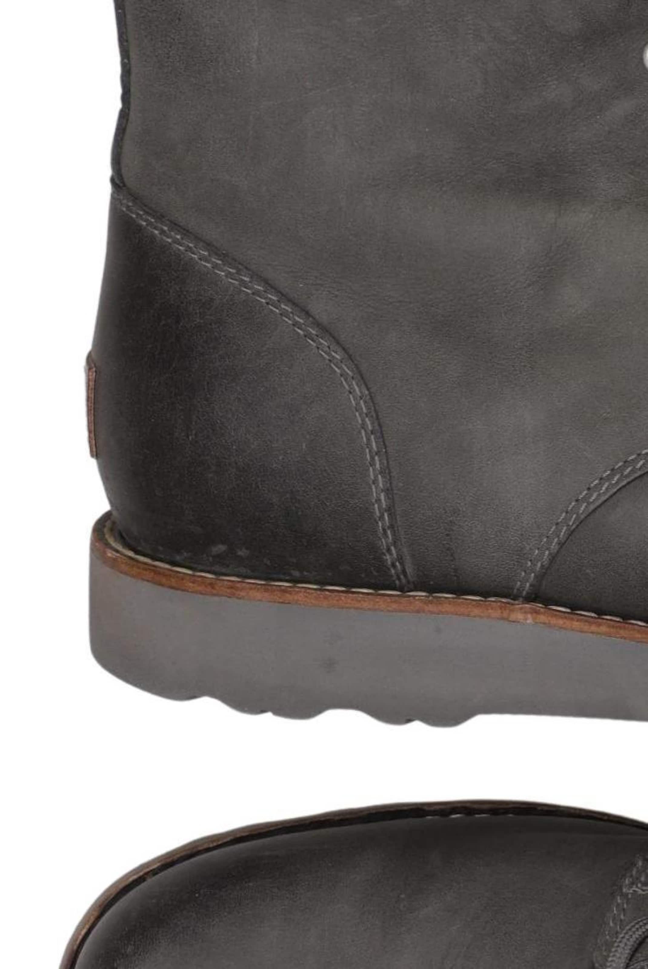 UGG Stiefel 45,5 in Grau