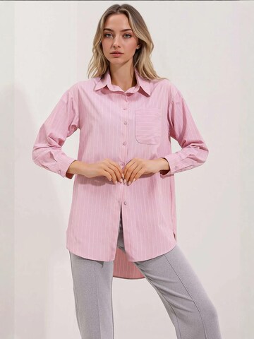 Bigdart Blouse in Pink: front