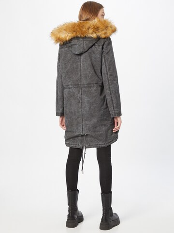 GUESS Winterparka in Zwart