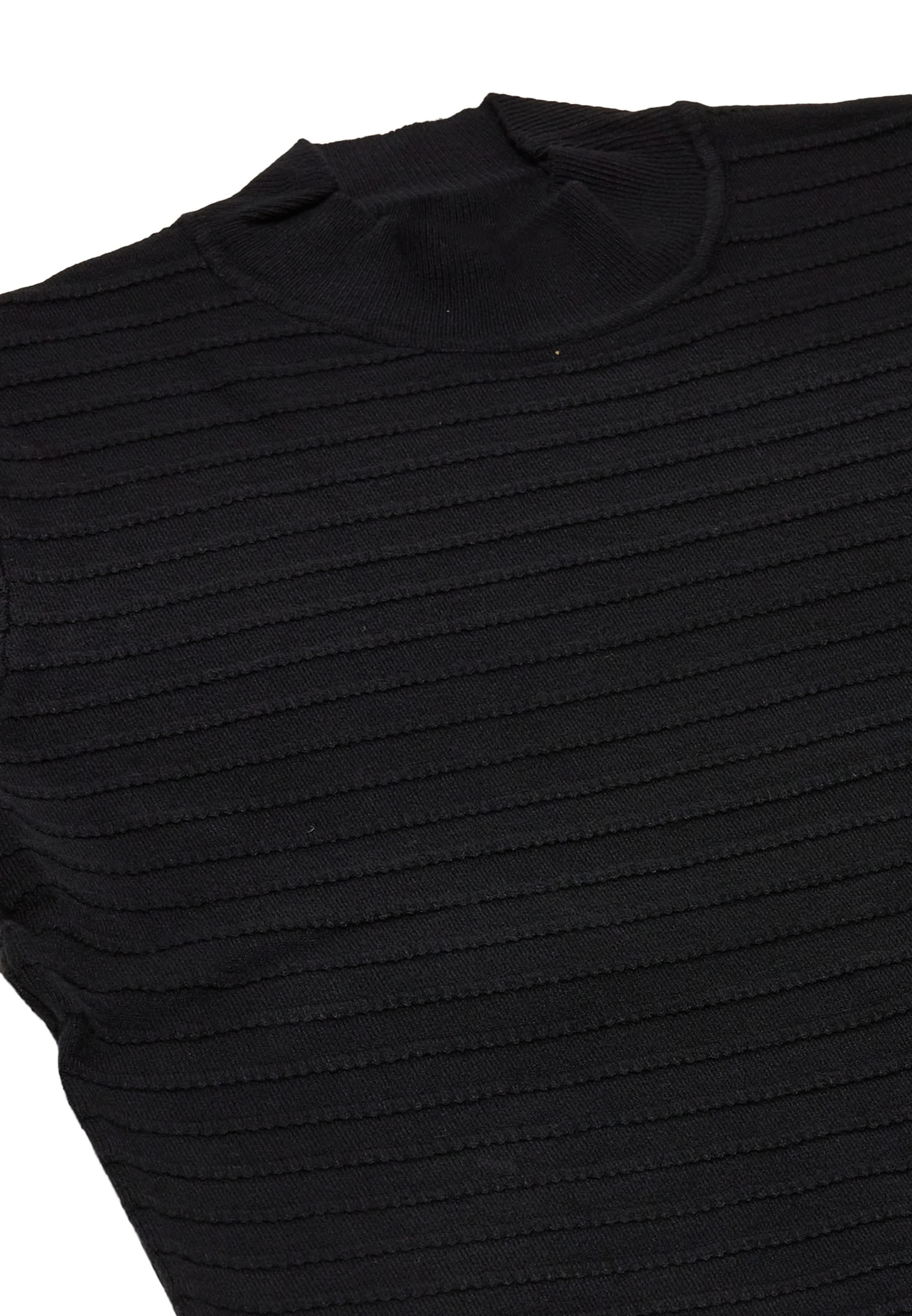 RISA Pletené šaty - Čierna