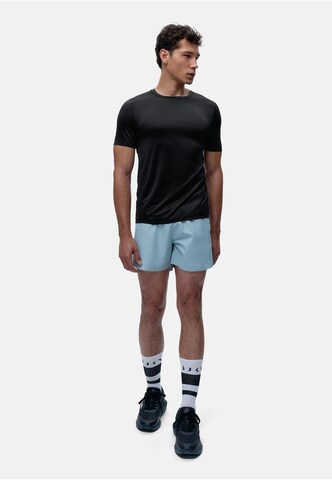 Born Living Yoga Performance shirt 'Tadjura' in Black