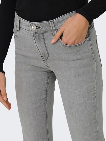 ONLY Flared Jeans in Grijs