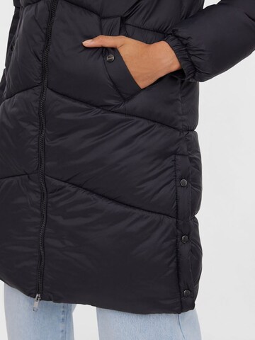 VERO MODA Winter Coat in Black