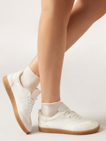 CALZEDONIA Socken in Beige