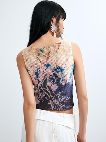 Top di Desigual in blu