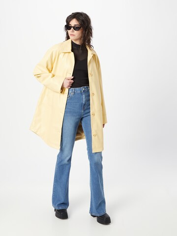 Moves Between-Seasons Coat 'Macisa' in Yellow