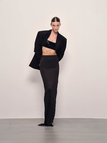 Top de la RÆRE by Lorena Rae pe negru