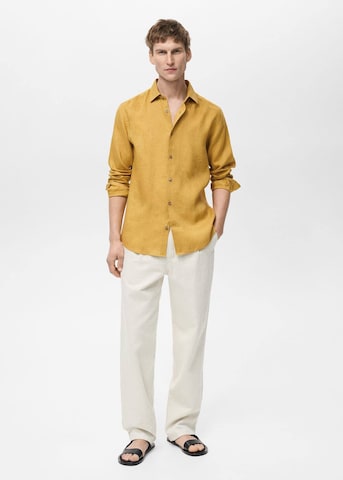 MANGO MAN Regular fit Button Up Shirt 'Parrot' in Yellow