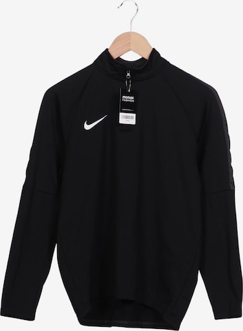NIKE Sweater M in Schwarz: Vorderseite