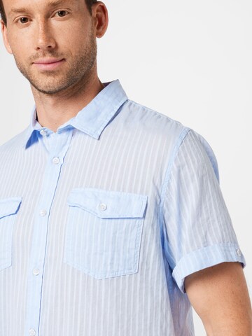 Coupe regular Chemise CAMP DAVID en bleu