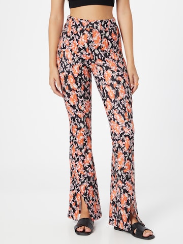 Colourful Rebel Flared Broek 'Darcy' in Oranje: voorkant