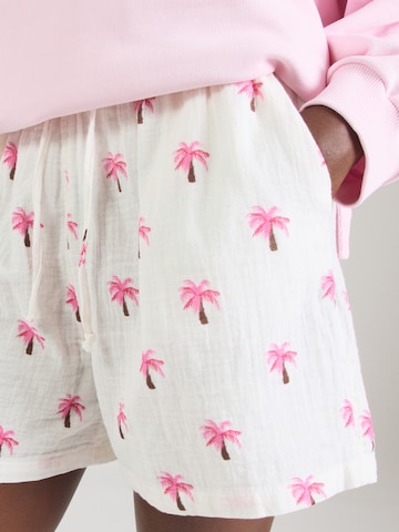 ONLY Loosefit Shorts 'ONLTHYRA' in Weiß