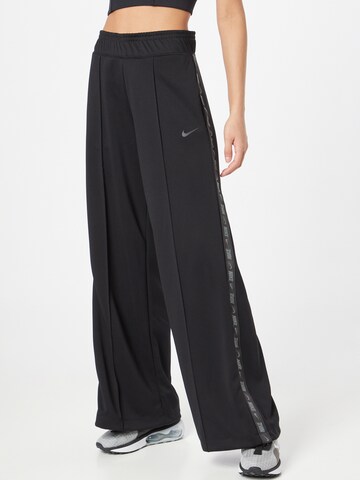 Nike Sportswear Wide Leg Bukser 'Tape' i sort: forside