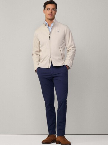 Hackett London Mantel in Beige