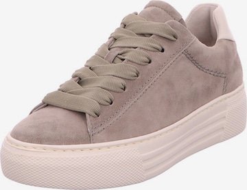 GABOR Sneakers laag in Beige: voorkant