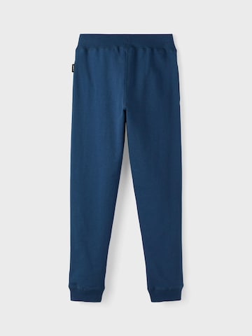 Tapered Pantaloni de la NAME IT pe albastru