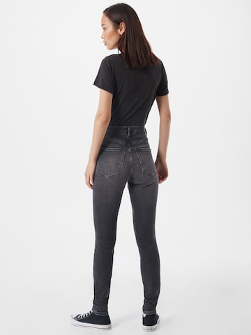 VERO MODA Skinny Jeans 'Loa' in Zwart