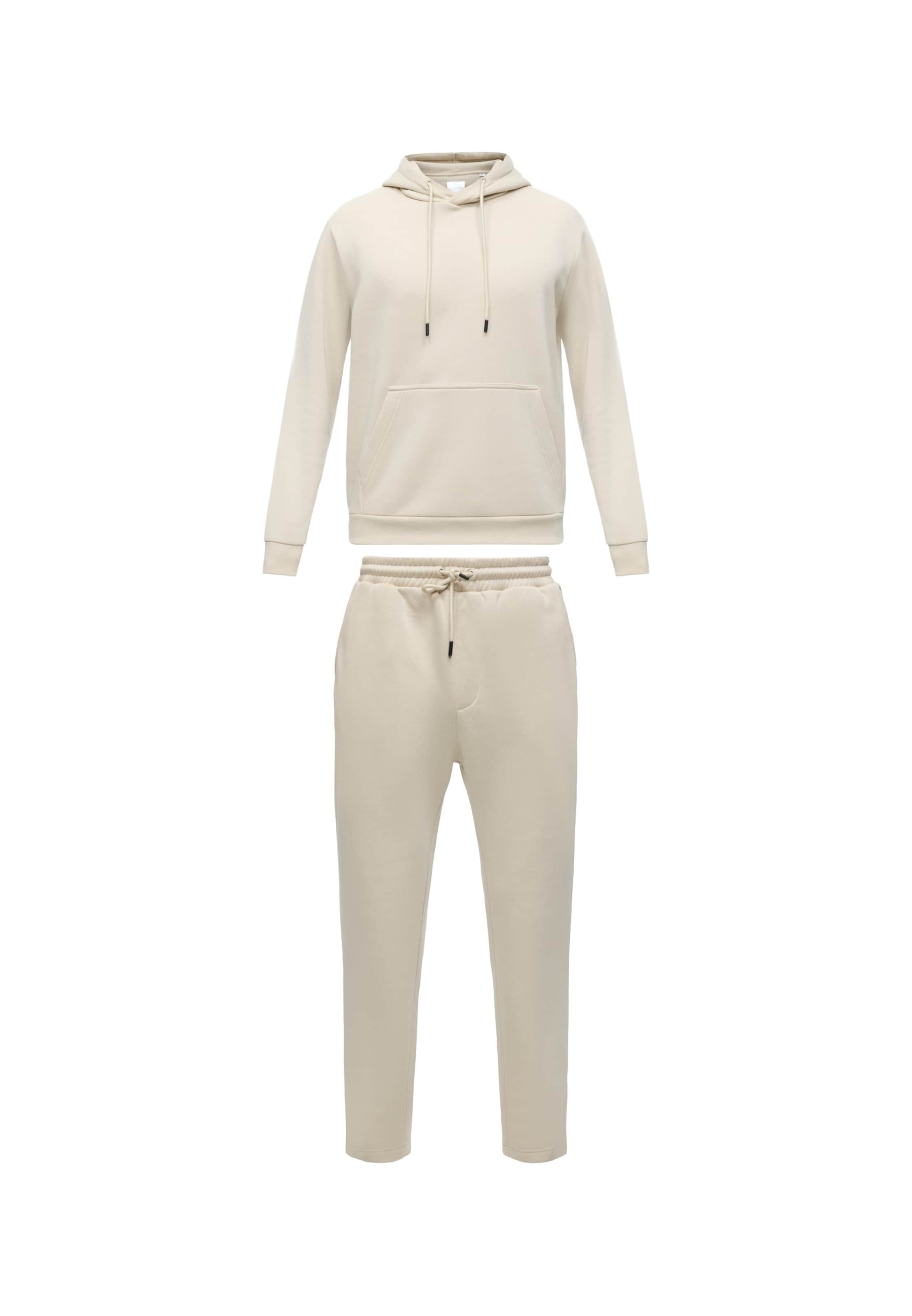 Trening 'JJEBRADLEY' de la JACK & JONES pe bej: față