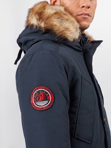 Regular fit Parka de iarnă 'Everest' de la Superdry pe albastru