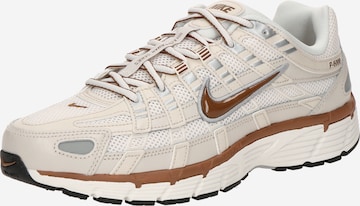 Baskets basses 'P-6000' Nike Sportswear en beige : devant