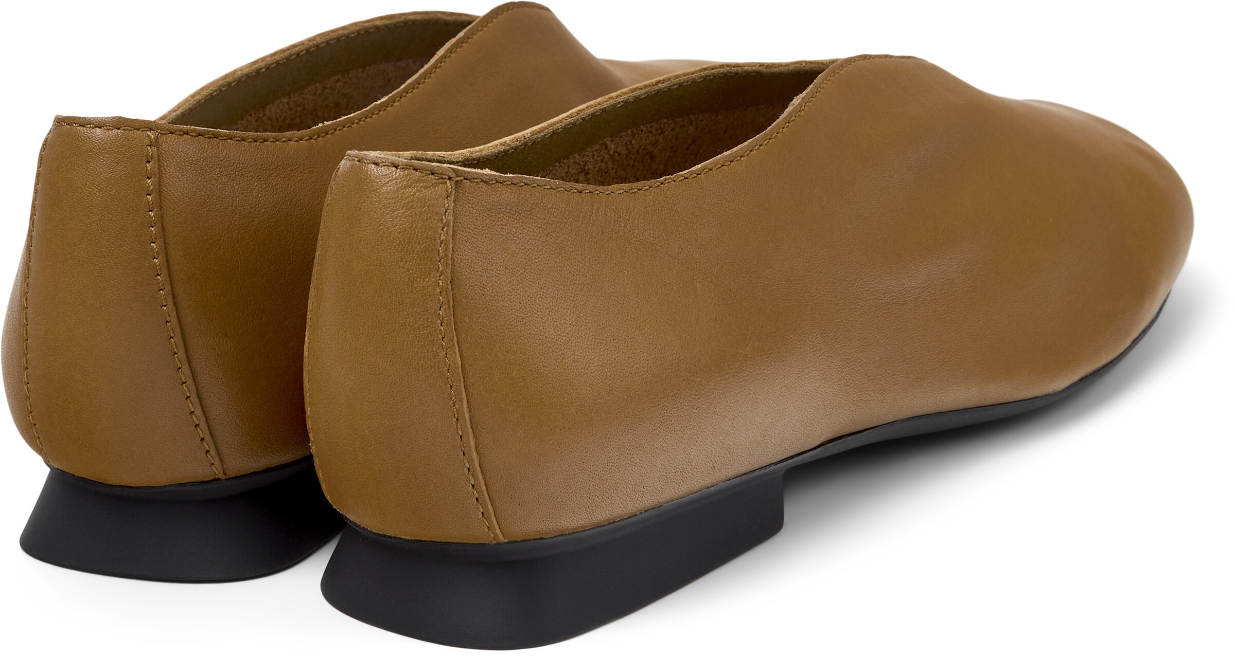 CAMPER Ballerina met riempjes 'Casi Myra' in Bruin