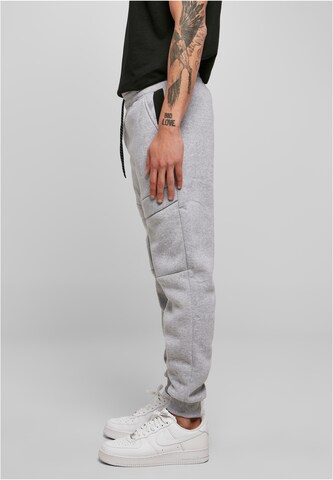 SOUTHPOLE Tapered Hose in Grau