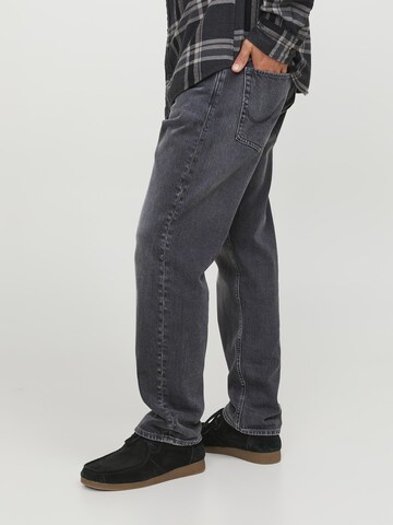 JACK & JONES Regular Jeans 'JJMike' in Black