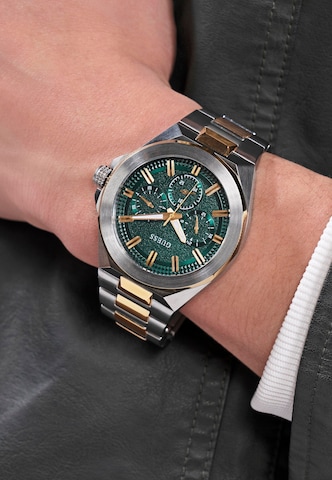 GUESS Analoog horloge 'DASHBOARD' in Gemengde kleuren: voorkant