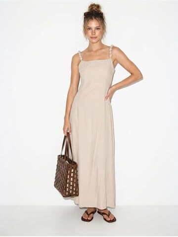 Abito 'Maxi' di Bianco Lucci in beige
