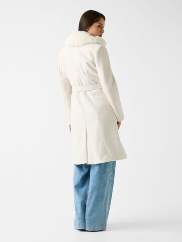 GUESS Mantel 'New Patrice' in Weiß