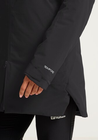 JACK WOLFSKIN Winter Coat in Black