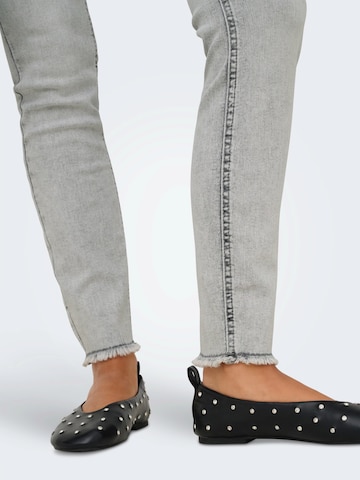 pilka ONLY Siauras Džinsai 'ONLBLUSH'