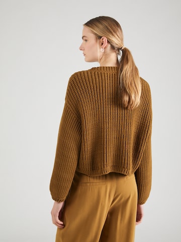 Pull-over 'Flaka' modström en marron