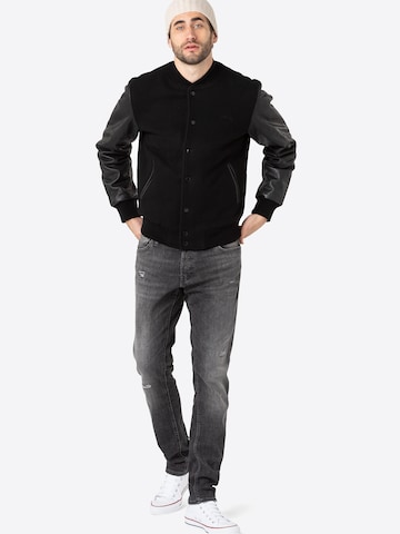 Schott NYC Regular fit Between-Season Jacket 'LCUSA' in Black