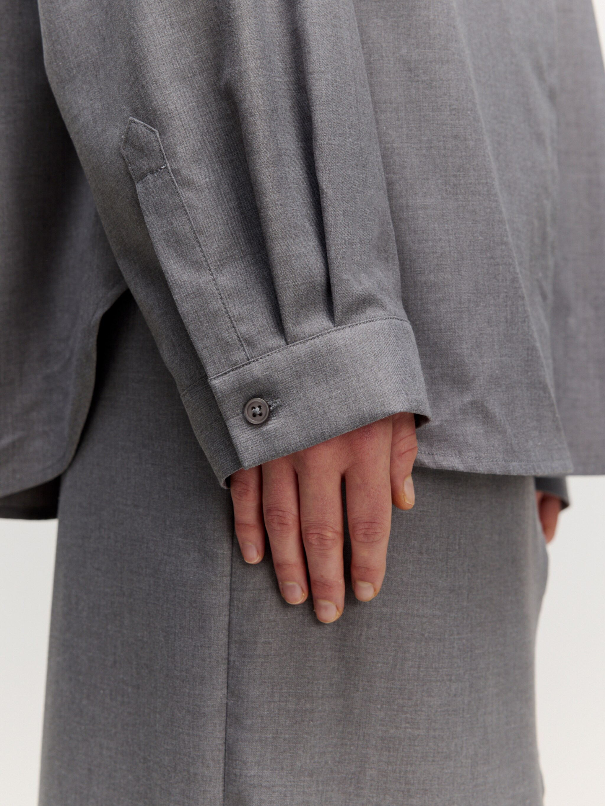 EDITED Producten Blouse 'Chadia' Donkergrijs