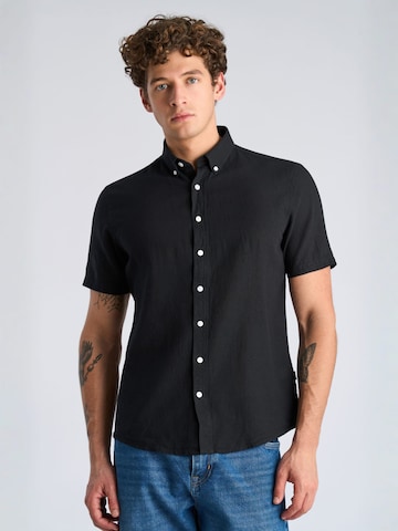 Coupe regular Chemise Lindbergh en noir